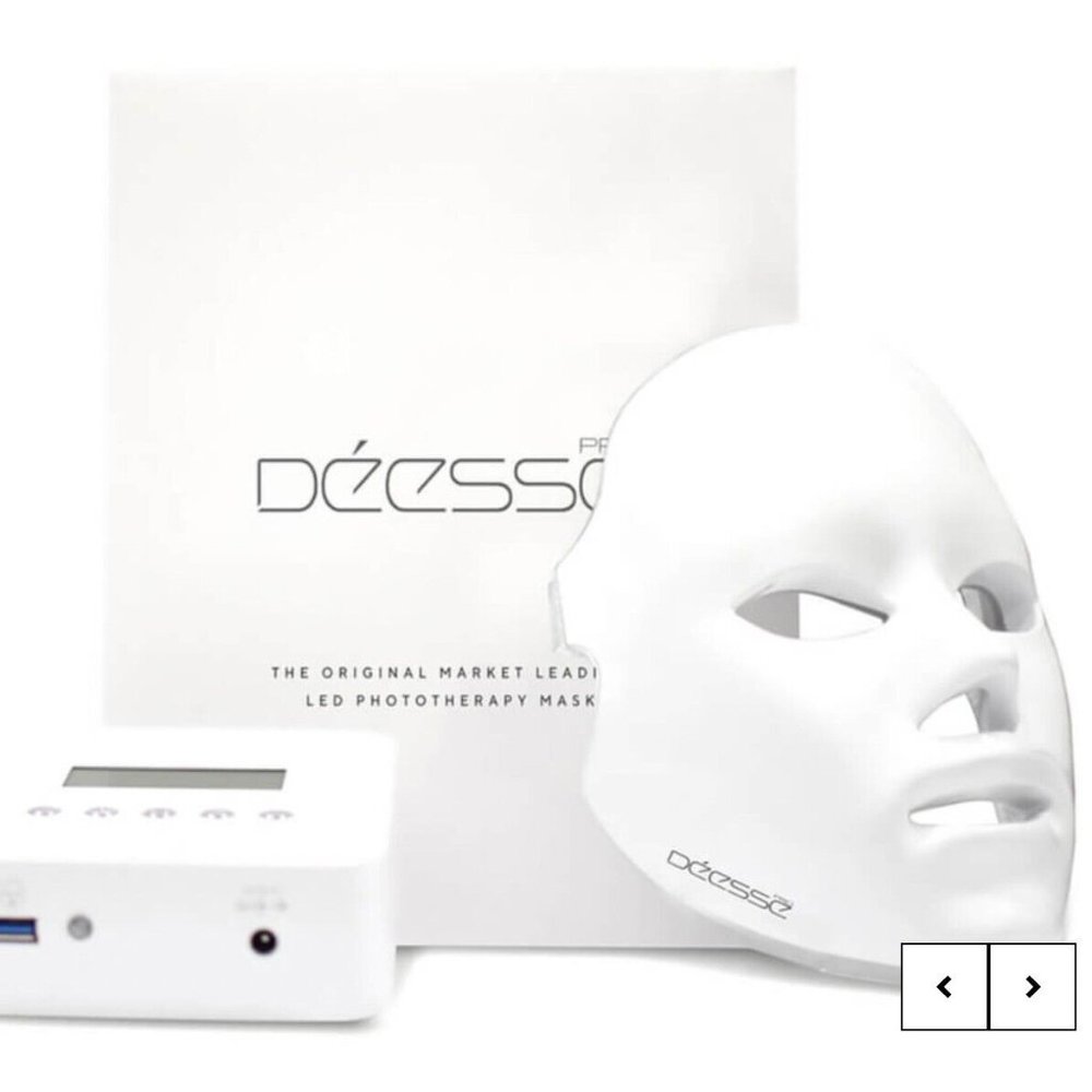 DEESSE PRO LED PHOTOTHERAPY MASK like new! Professional at home mask, celeb fave